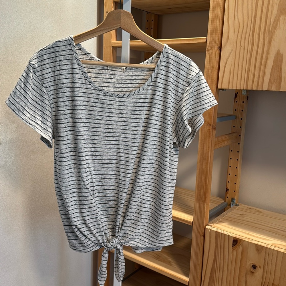 Striped Knotted Waist T-Shirt
